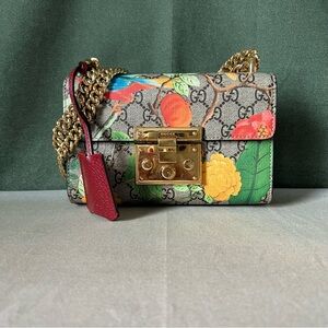 Gucci Gg Supreme Monogram Tian Small Padlock Chain Bag Beige New Acero